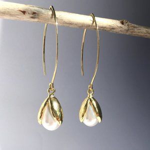Pearl Tulip drop / Long hook Earrings
